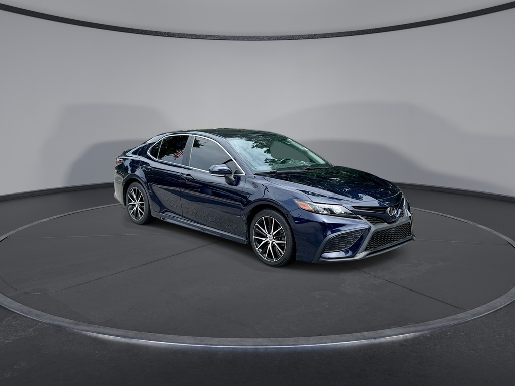 Vehicle image 4 of 26