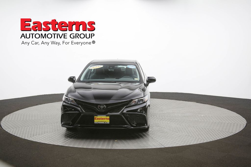Vehicle image 9 of 61
