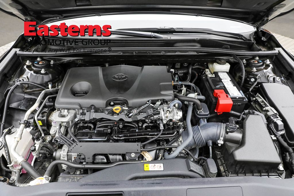 Vehicle image 37 of 61