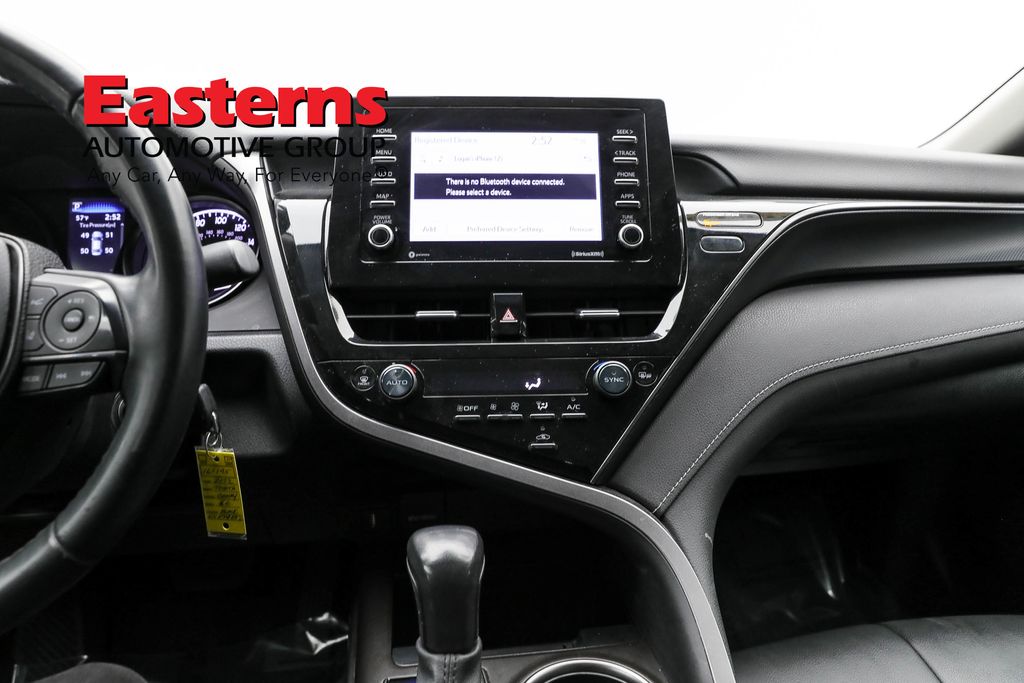 Vehicle image 42 of 61