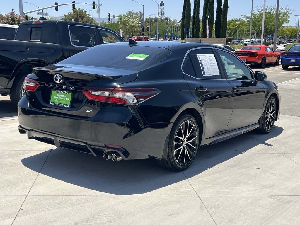 Vehicle image 6 of 26