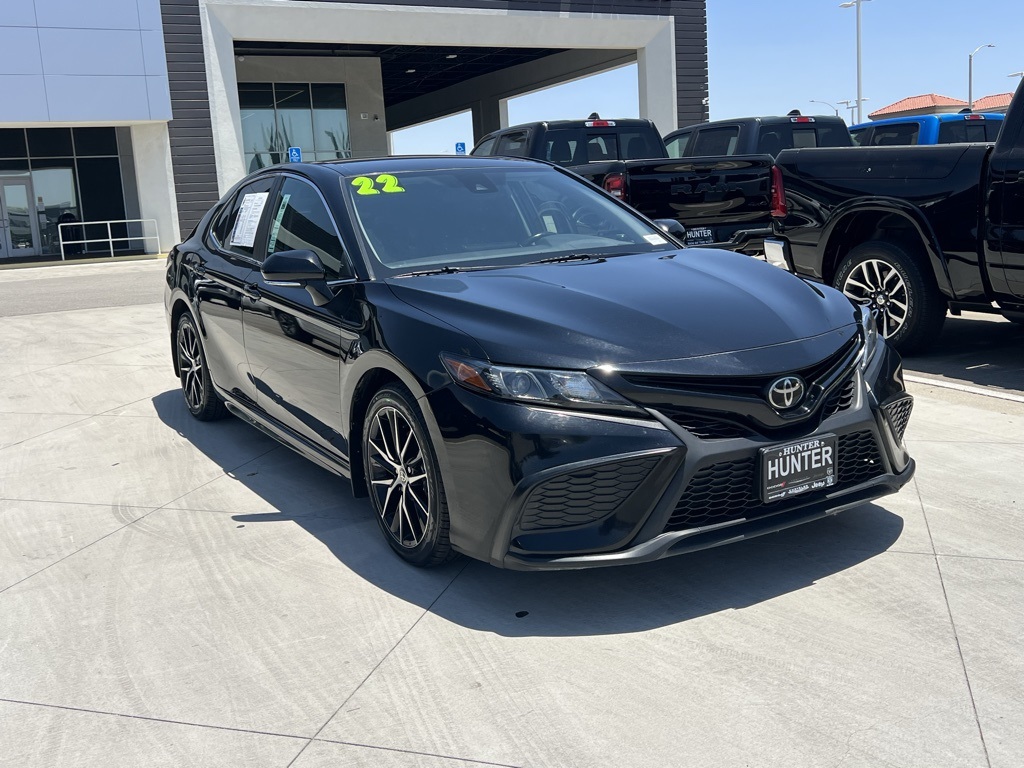 Vehicle image 4 of 26