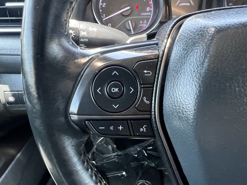Vehicle image 25 of 26