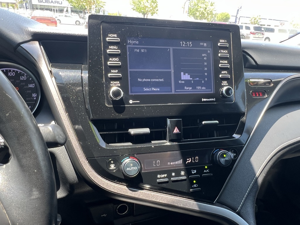 Vehicle image 18 of 26