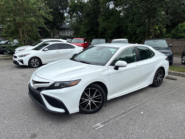 Vehicle image 1 of 19