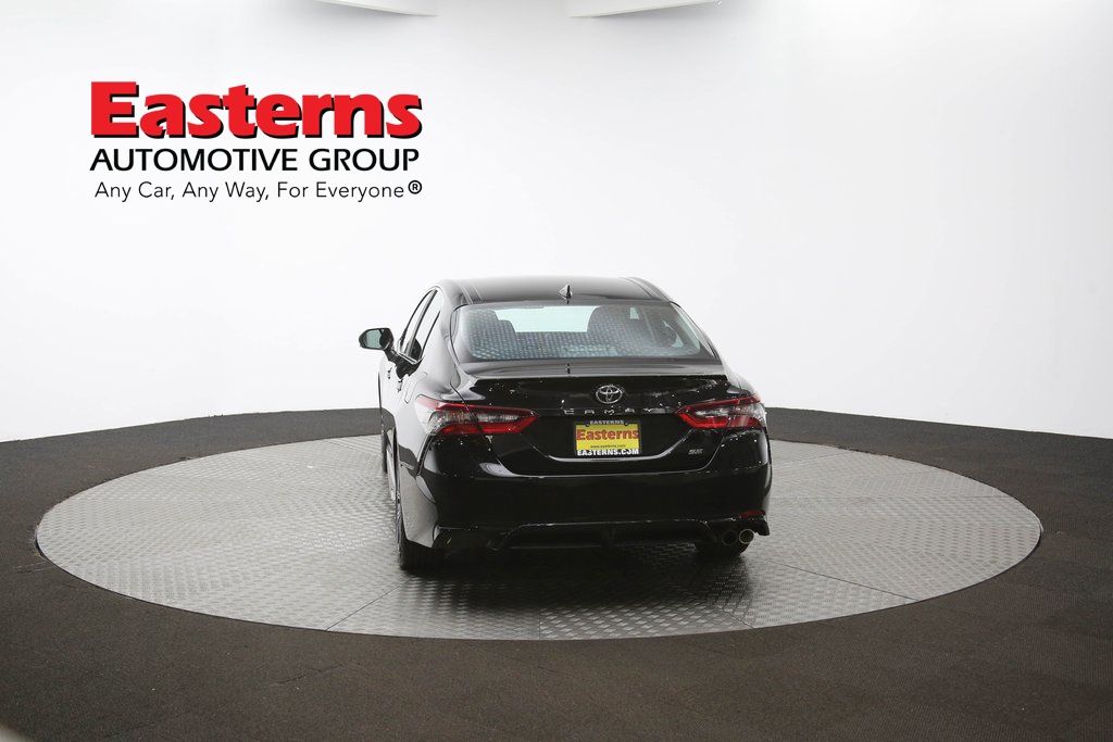 Vehicle image 15 of 61