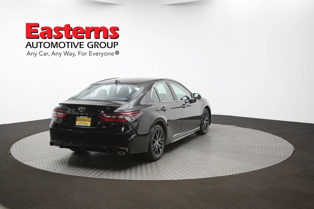 Vehicle image 18 of 61