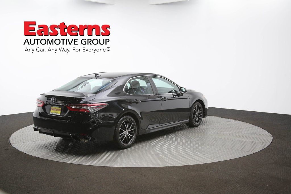 Vehicle image 19 of 61
