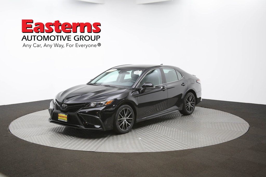 Vehicle image 30 of 61