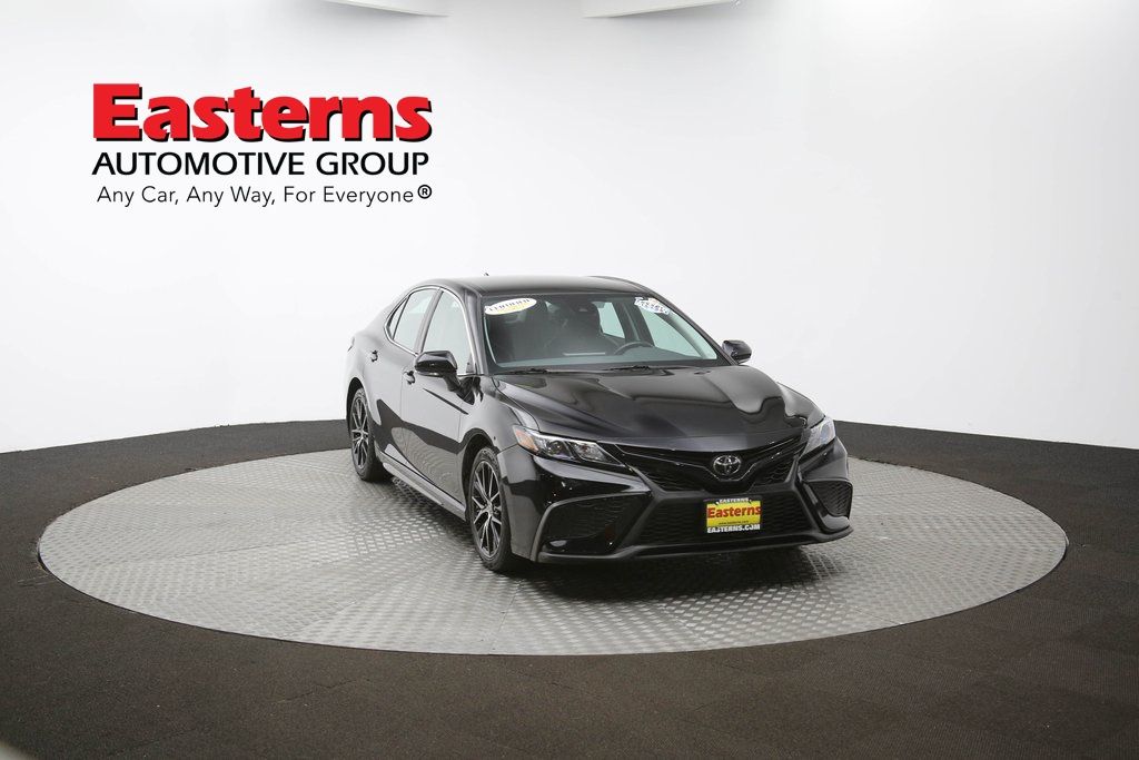 Vehicle image 26 of 61
