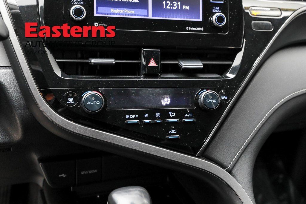 Vehicle image 49 of 61