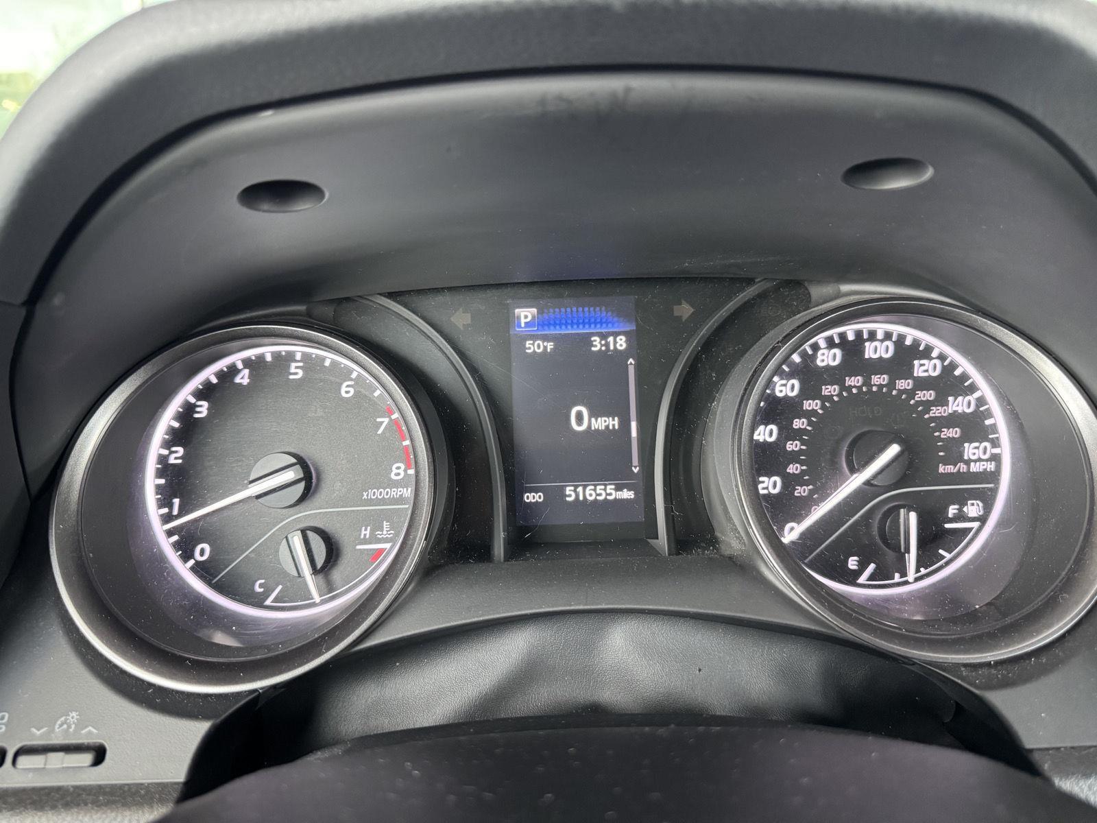 Vehicle image 31 of 32