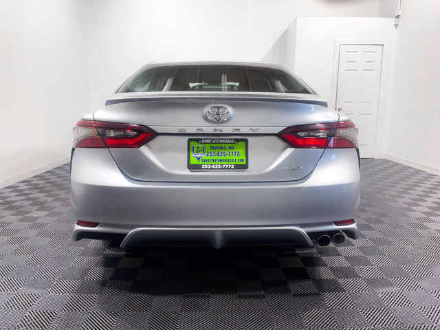 Vehicle image 10 of 30