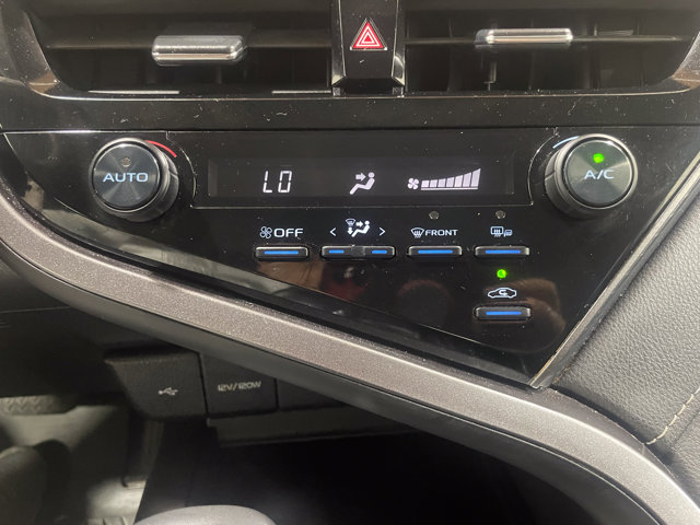 Vehicle image 18 of 30