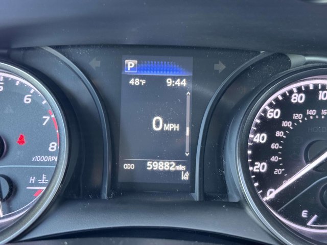 Vehicle image 16 of 27