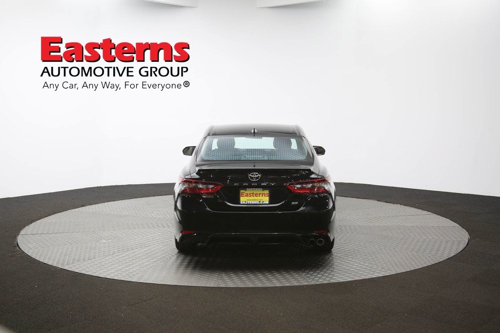 Vehicle image 5 of 61