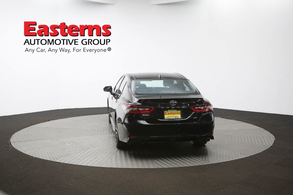 Vehicle image 15 of 61