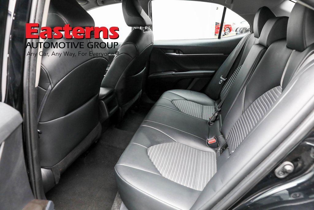 Vehicle image 50 of 61