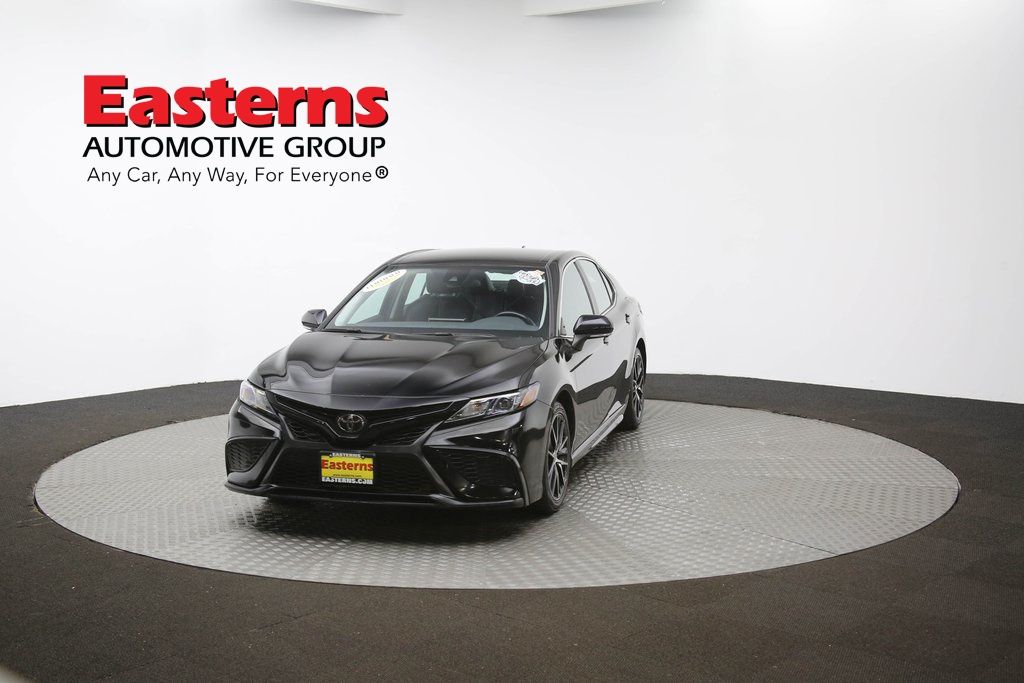 Vehicle image 28 of 61