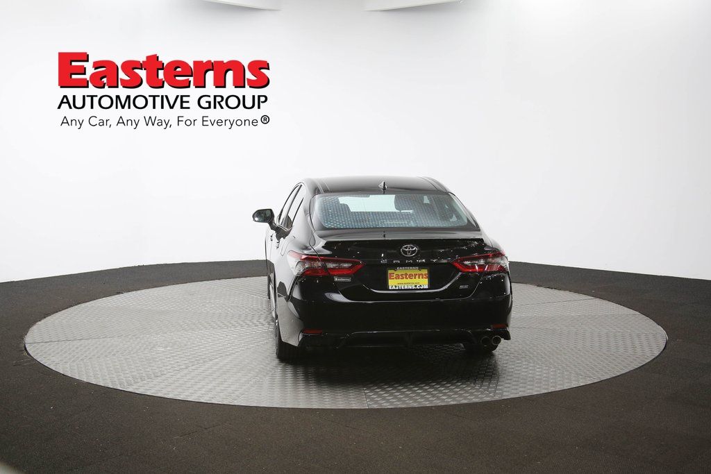 Vehicle image 16 of 61