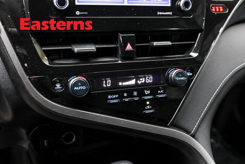 Vehicle image 49 of 61
