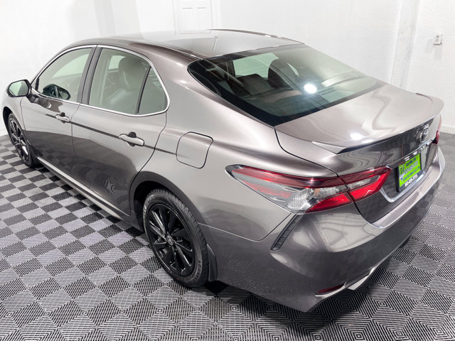 Vehicle image 12 of 25
