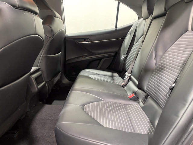 Vehicle image 24 of 25