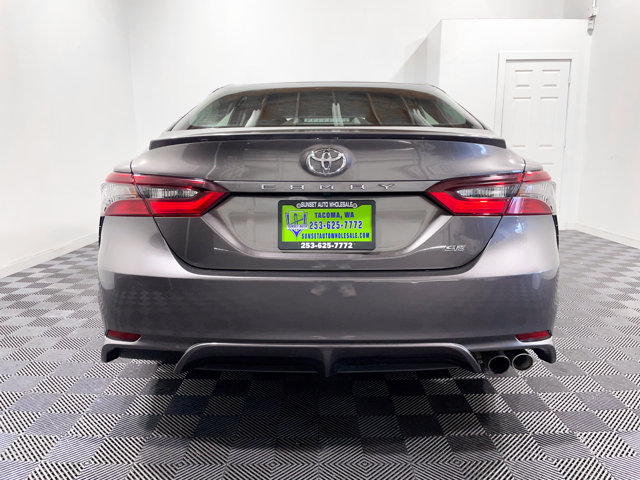 Vehicle image 10 of 25