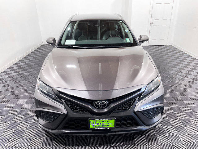 Vehicle image 3 of 25