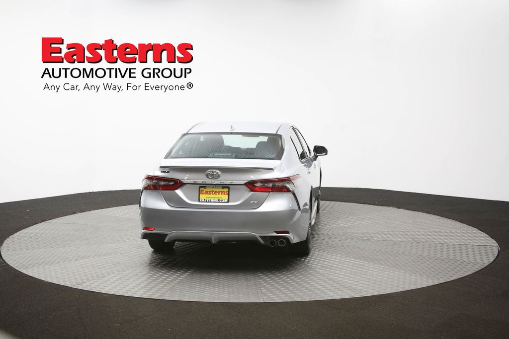 Vehicle image 23 of 61