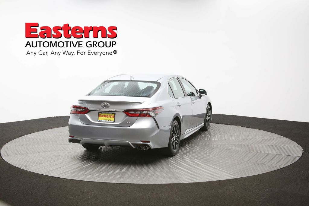Vehicle image 20 of 61