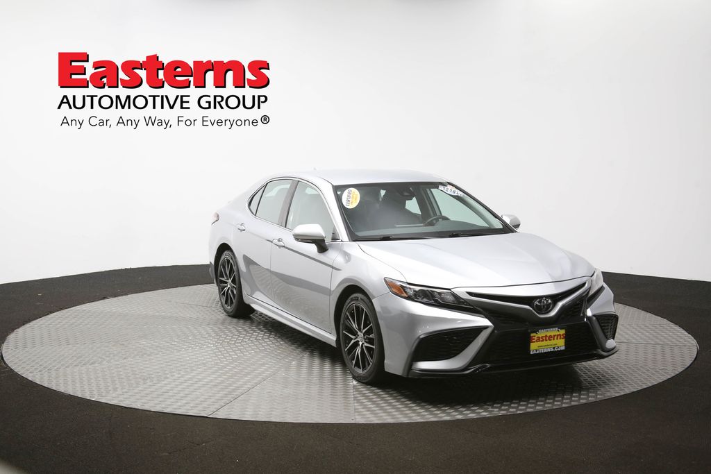 Vehicle image 13 of 61