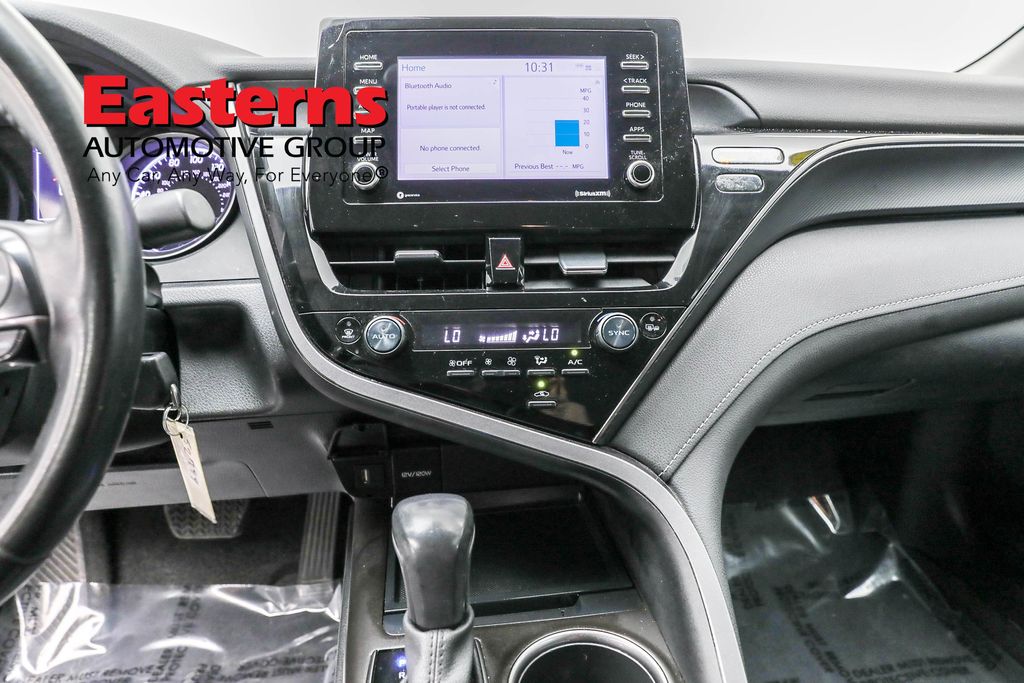 Vehicle image 42 of 61