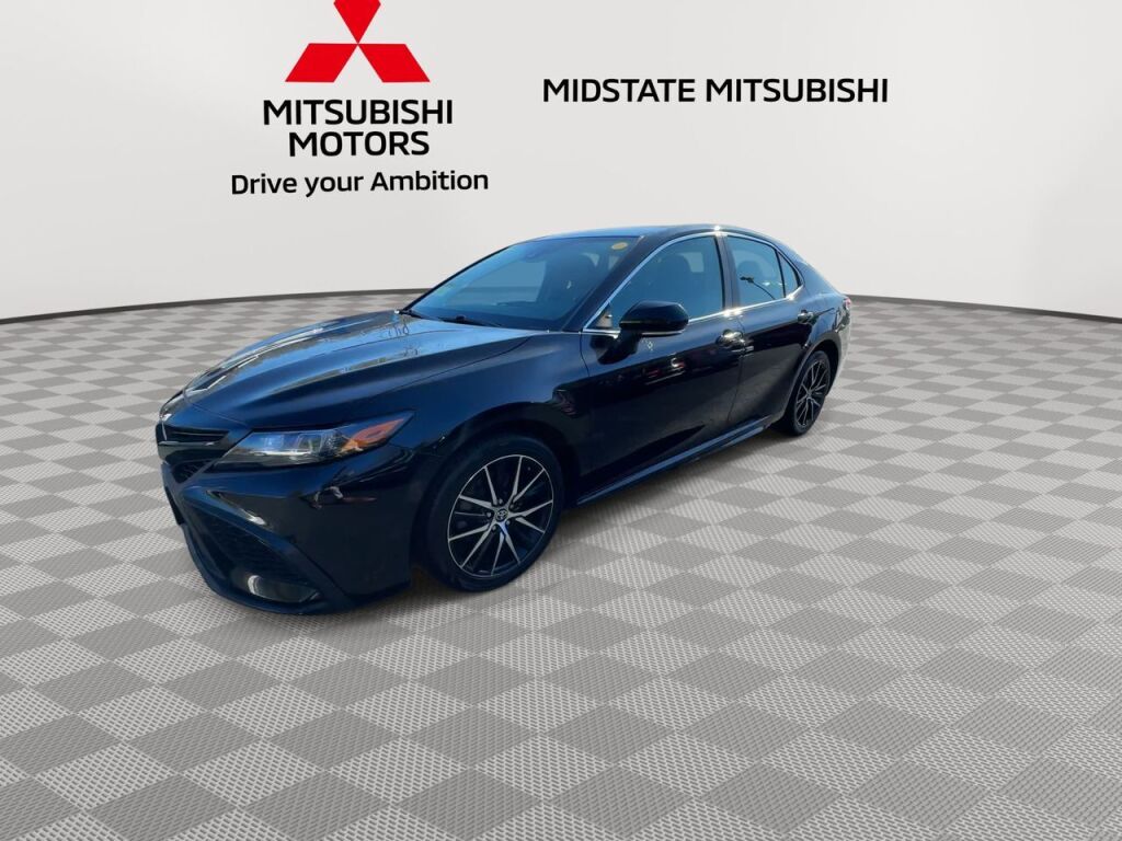 Vehicle image 2 of 33