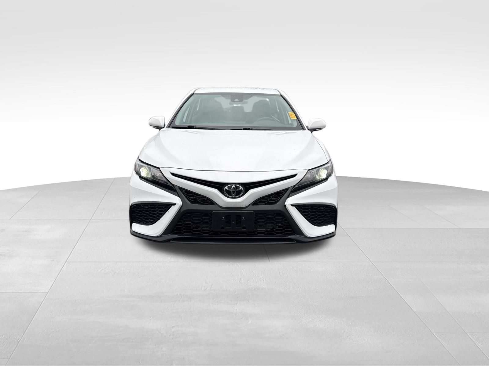 Vehicle image 2 of 37