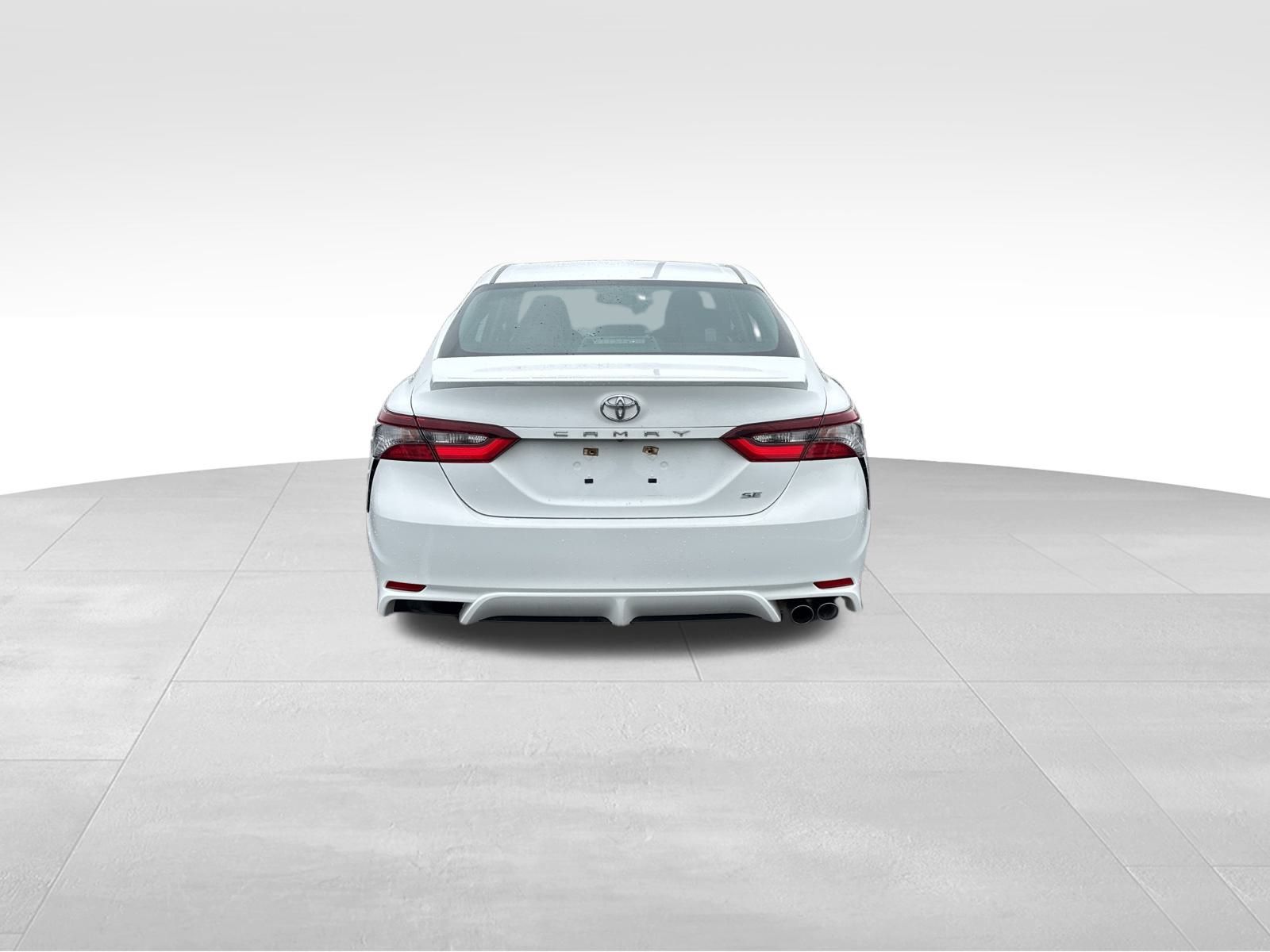 Vehicle image 6 of 37