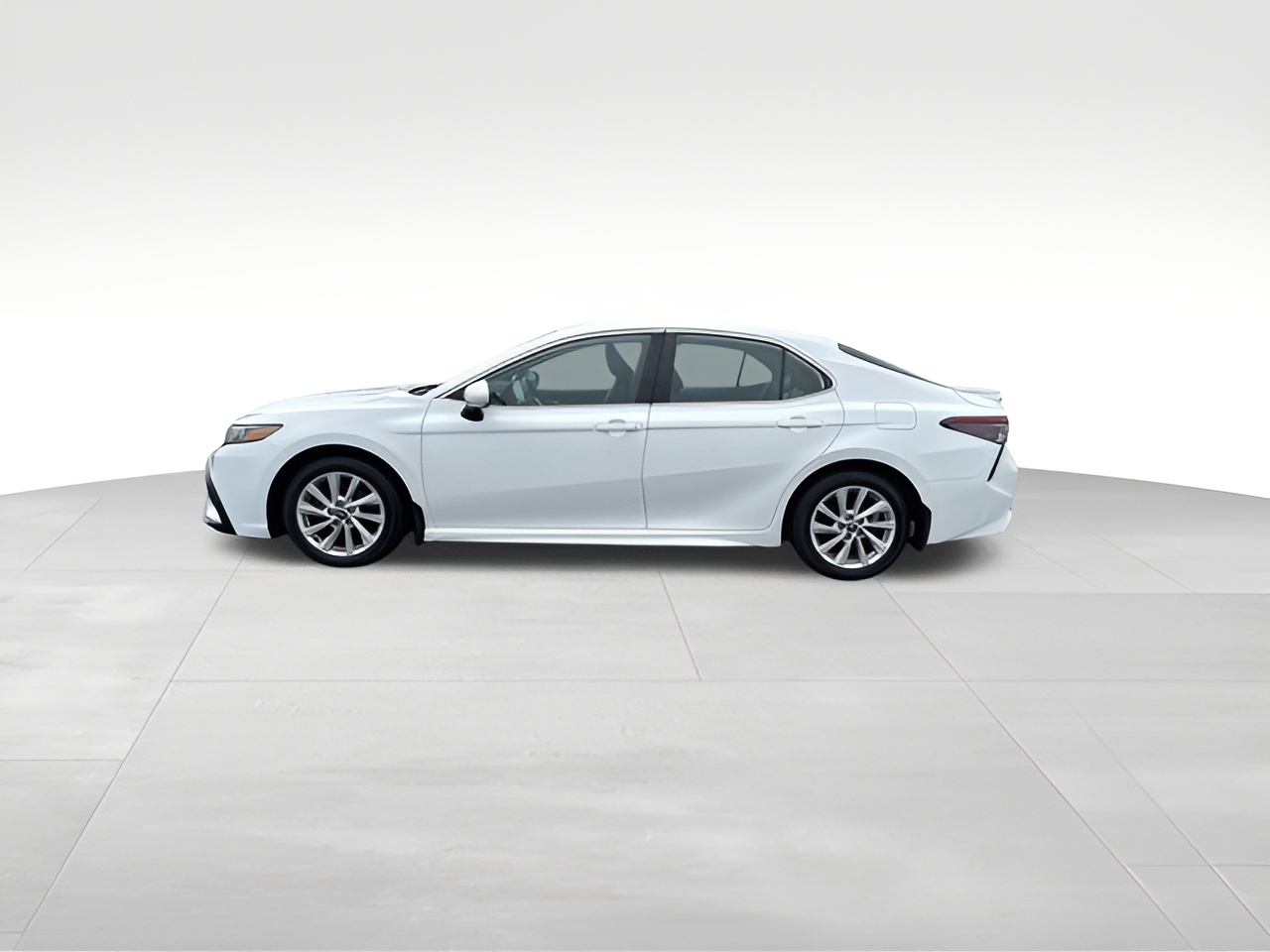 Vehicle image 36 of 37
