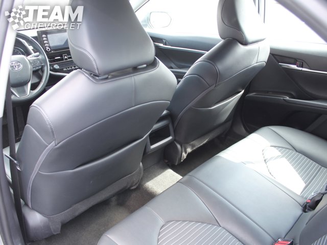 Vehicle image 22 of 32