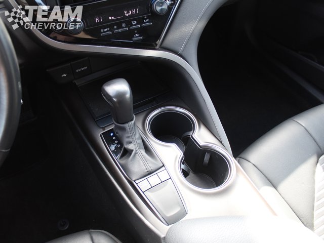 Vehicle image 20 of 32