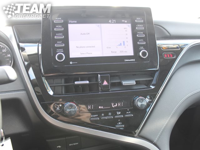 Vehicle image 18 of 32