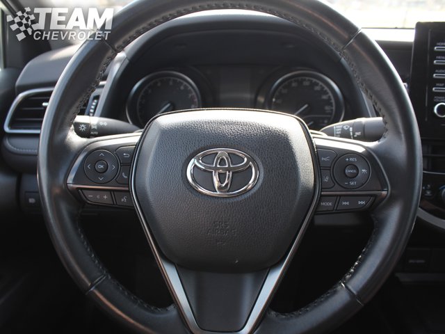 Vehicle image 14 of 32