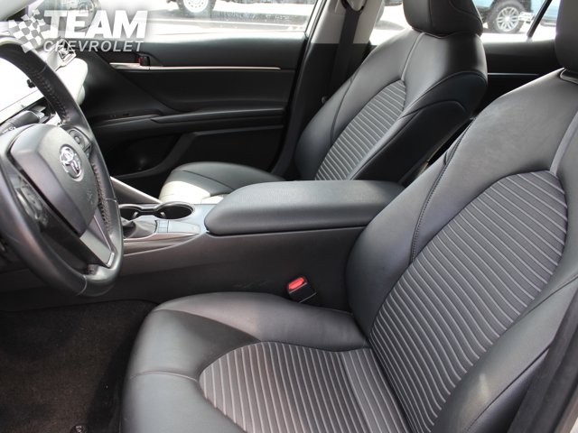 Vehicle image 12 of 32