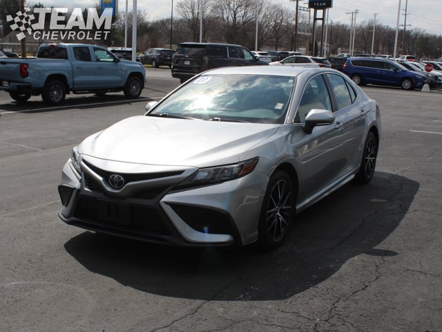 Vehicle image 1 of 32