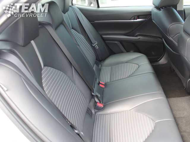 Vehicle image 26 of 32