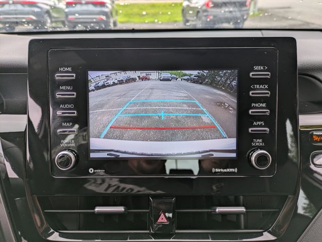 Vehicle image 14 of 24