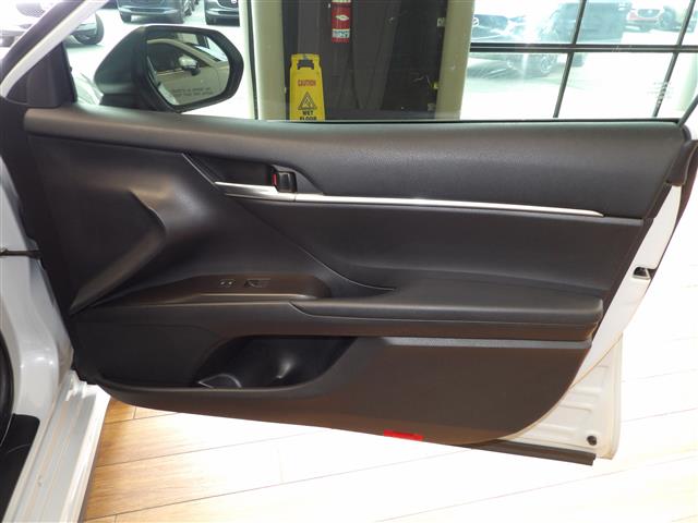 Vehicle image 12 of 37