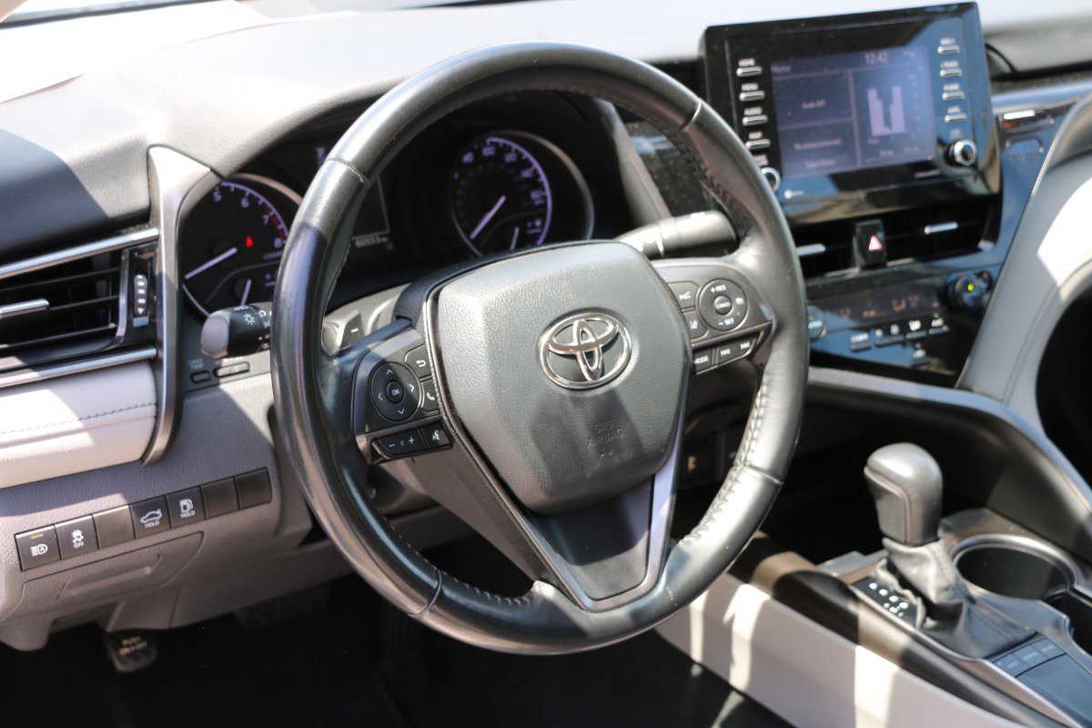 Vehicle image 15 of 29