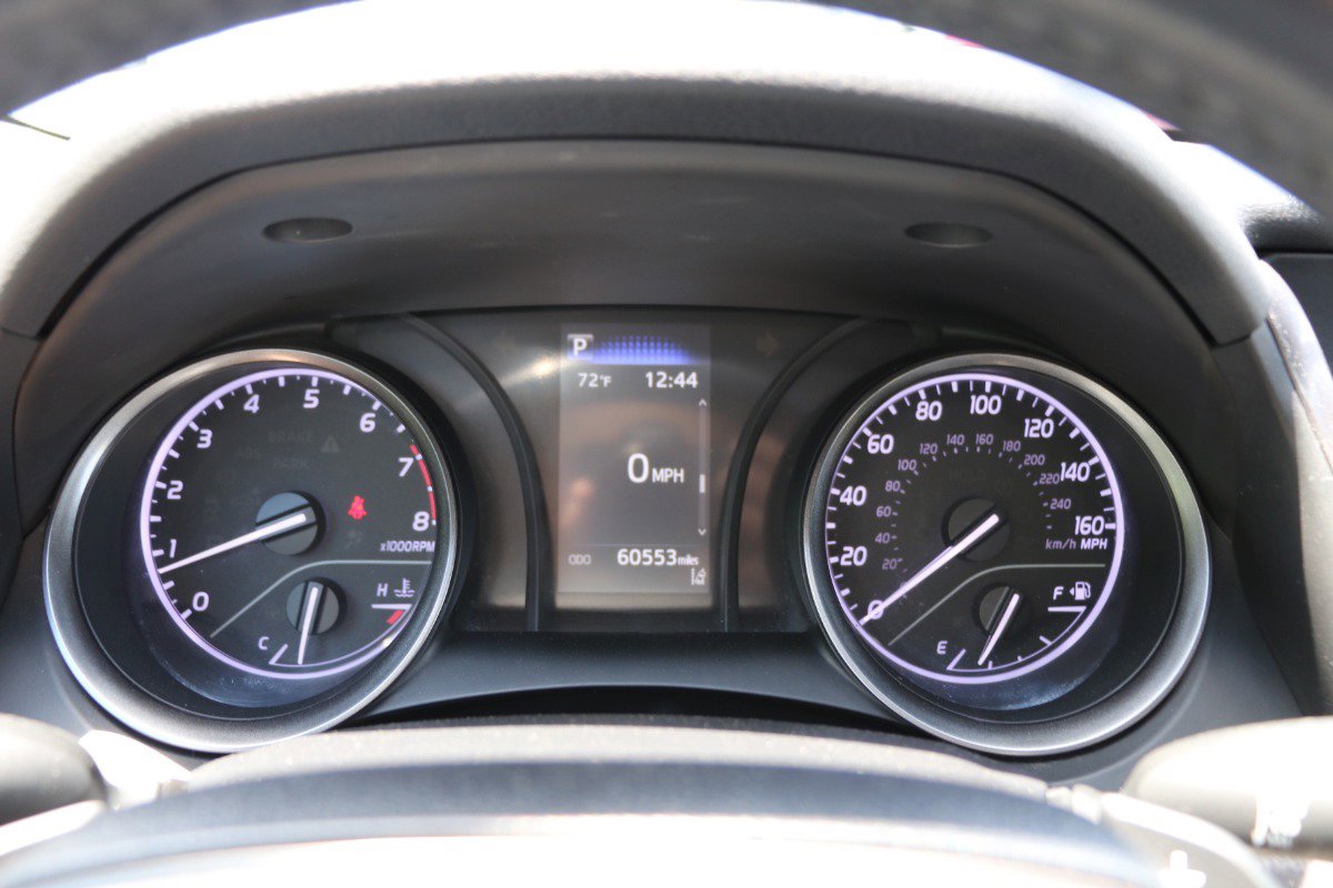 Vehicle image 28 of 29