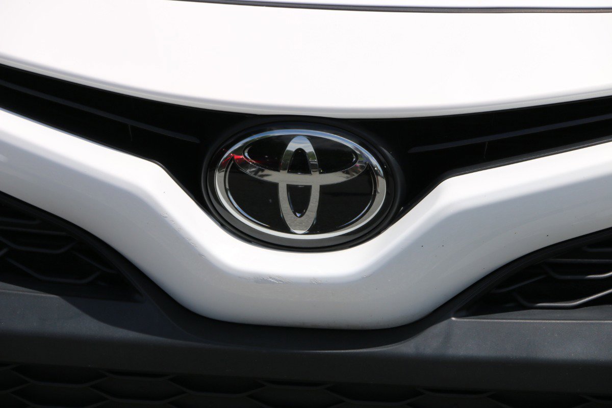 Vehicle image 12 of 29