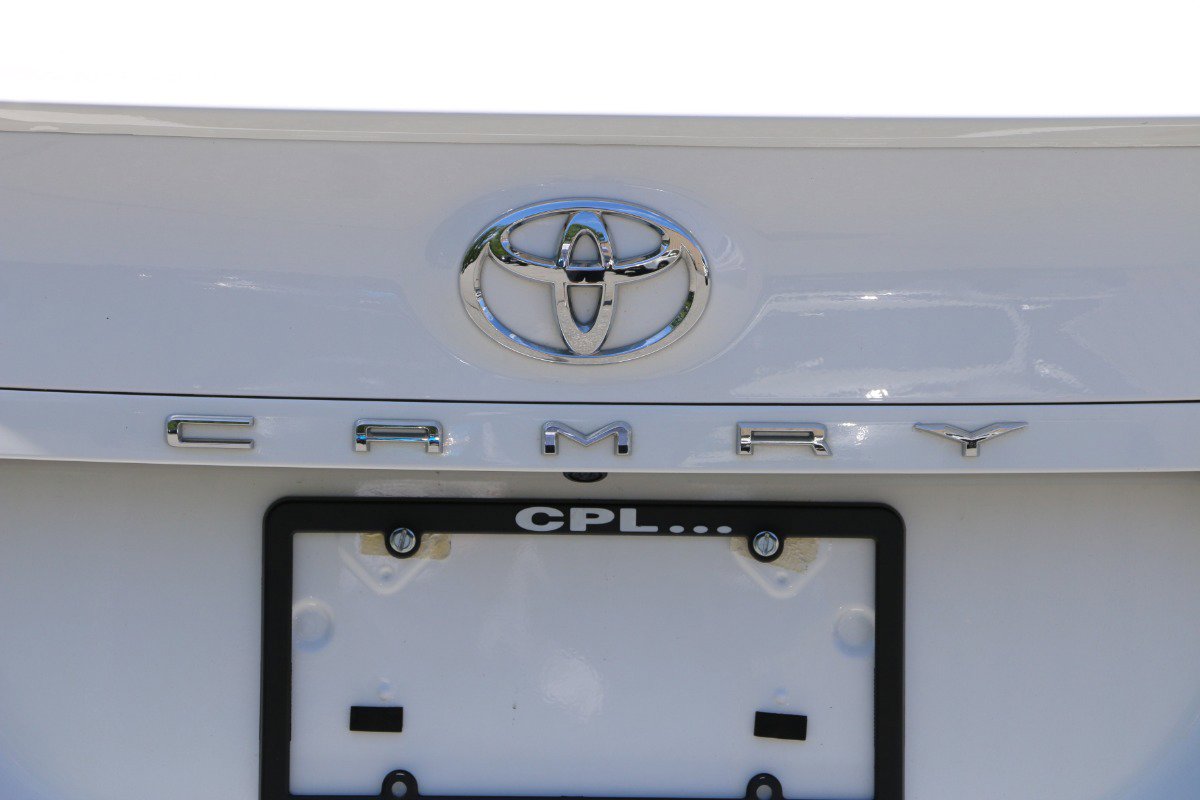 Vehicle image 9 of 29